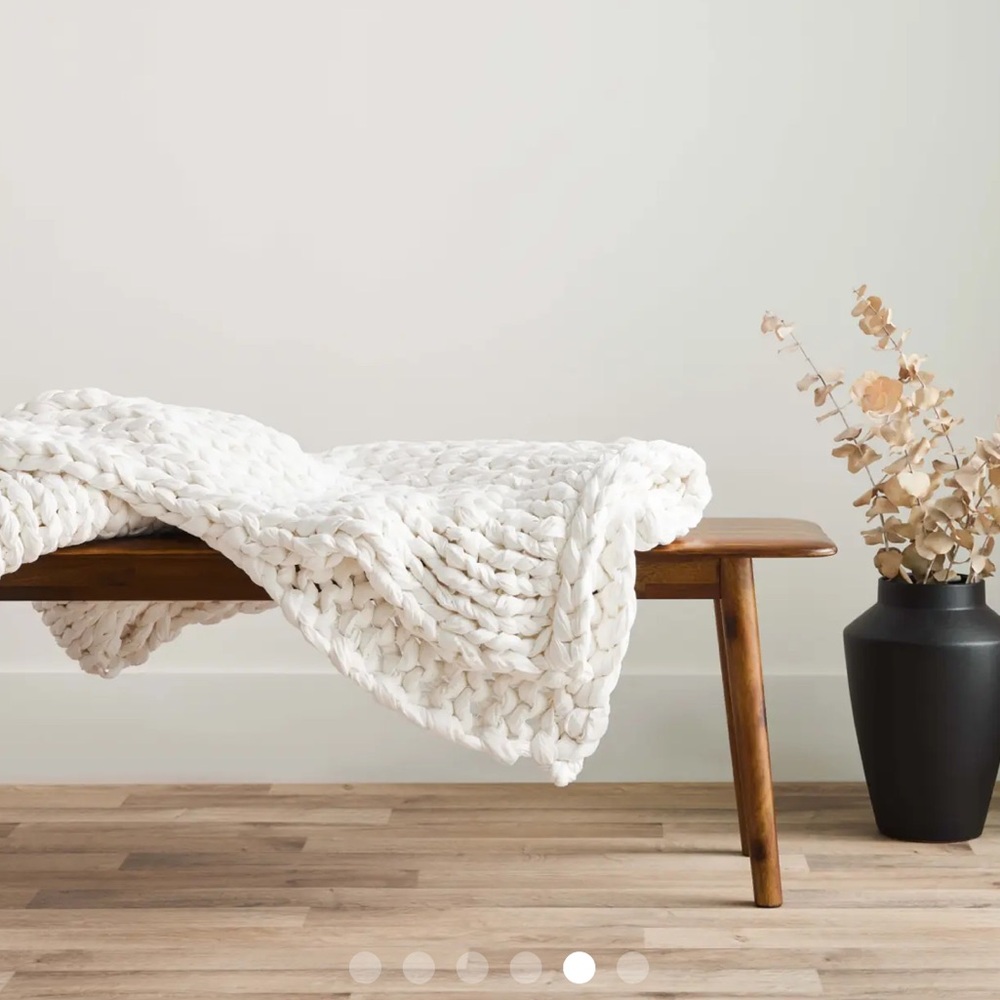 Silk & Snow LIKE NEW hand Knitted Weighted Blanket natural Cream 15 lbs - Picture 4 of 10